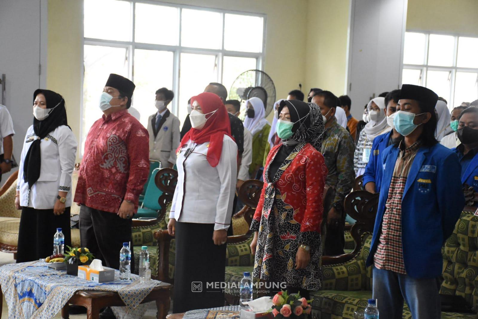 Bunda Eva Hadiri Seminar Pencegahan Radikalisme Di Kalangan Pelajar