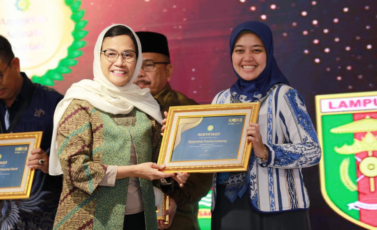 Pemprov Lampung Raih Anugerah Adinata Syariah Kategori Ekonomi Hijau dan Berkelanjutan