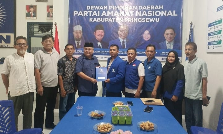 17 Bacalon Pringsewu Terima Surat Tugas dari DPP PAN untuk Pilkada 2024