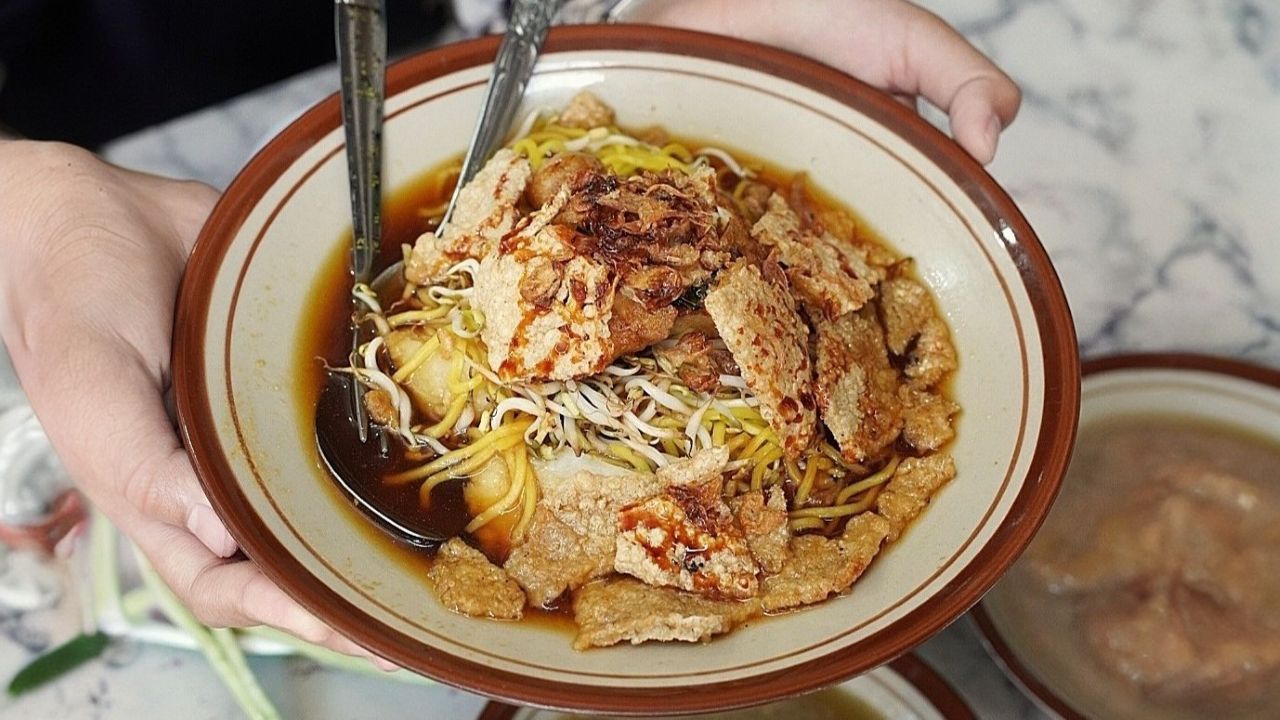 Mie Kopyok Semarang, Hidangan Sederhana yang Bikin Ketagihan