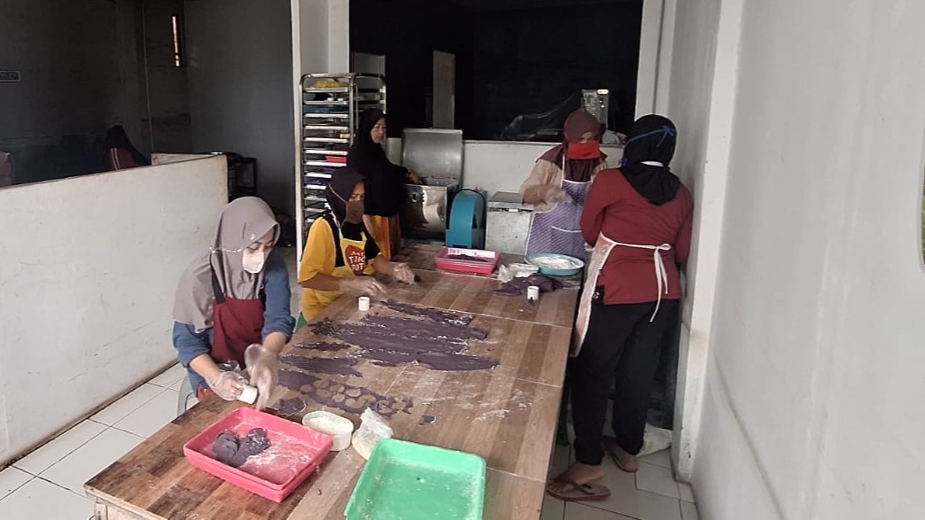 Perempuan Tangguh dari Kaki Gunung Ciremai: Bangkit Bersama BRI Lewat Ubi Jalar