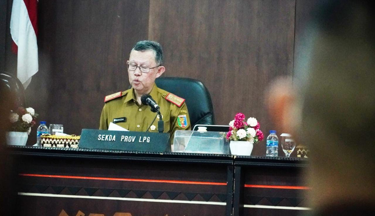 PPKM Dicabut, Sekdaprov Pimpin Rapat Tindak Lanjut Piket Bersama pada Posko Satgas Covid-19