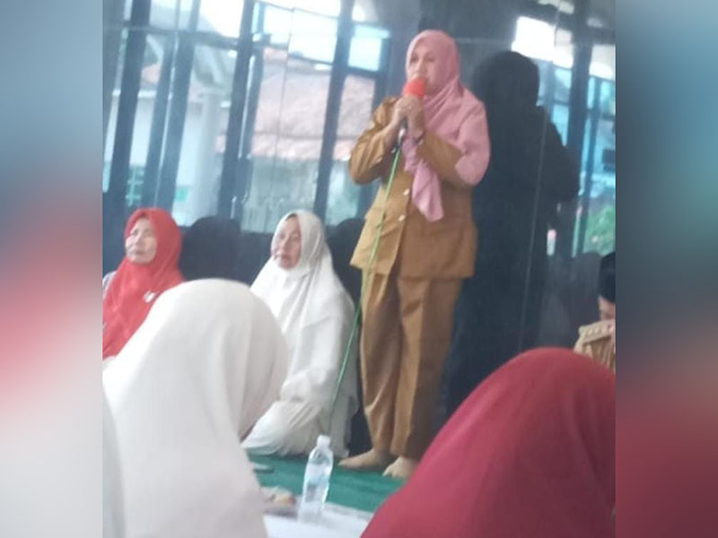 Lurah Tanjungbaru Bandarlampung Hadiri Pengajian di Masjid Darul Muslimin