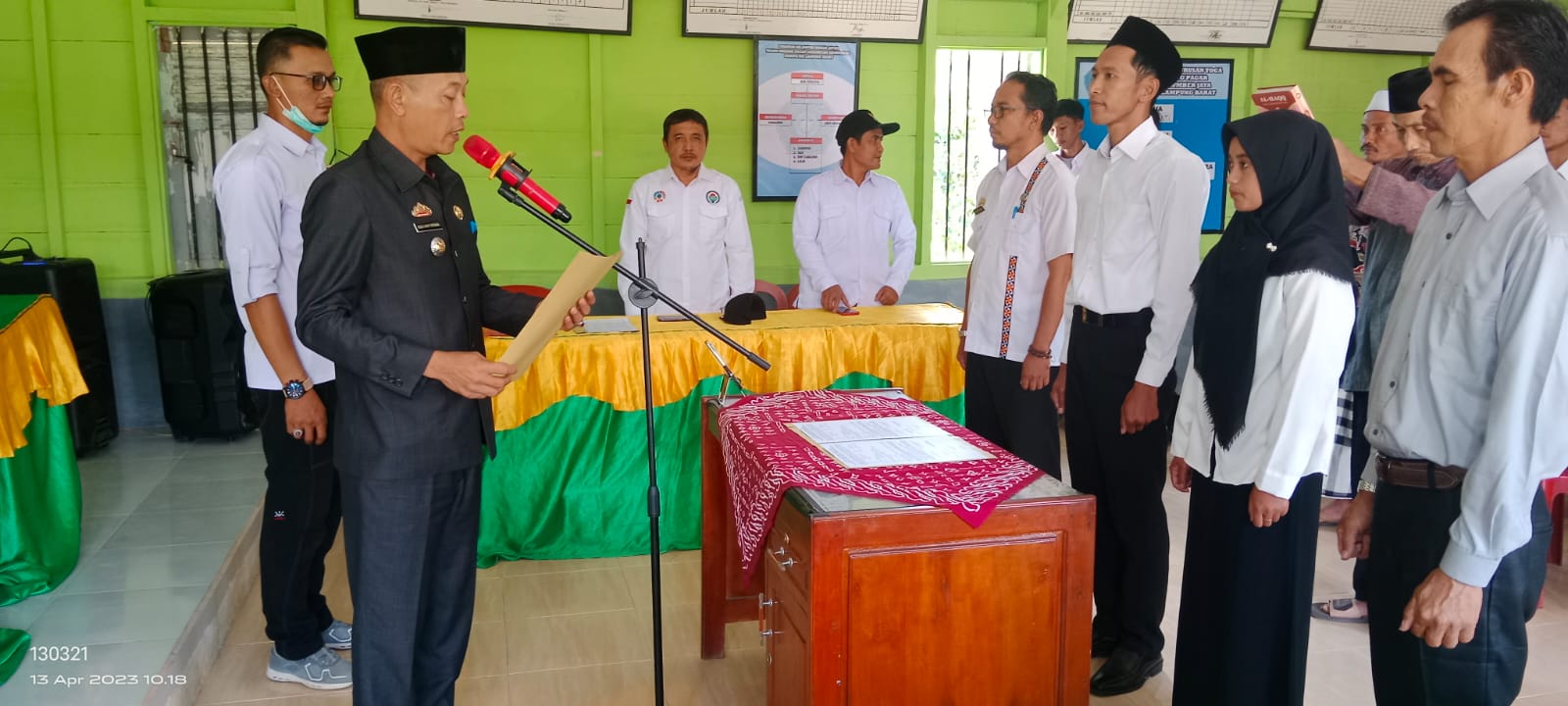 Camat Sumber Jaya Lantik Dua LHP PAW Pekon Sindang Pagar