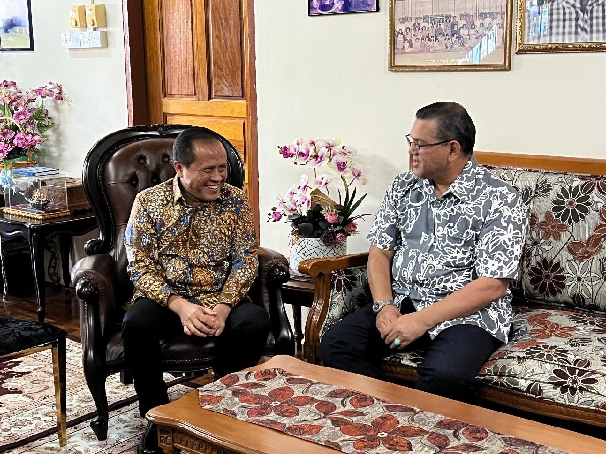 Konsul RI dan YB Datuk Nizam Bahas Pembangunan IKN dan Kerjasama di Perbatasan Indonesia-Malaysia