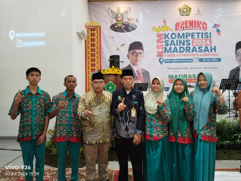 Berhasil Juara 1 KSM Tingkat Provinsi, Dua Pelajar MAN 1 Lampung Barat Melaju Ke Tingkat Nasional