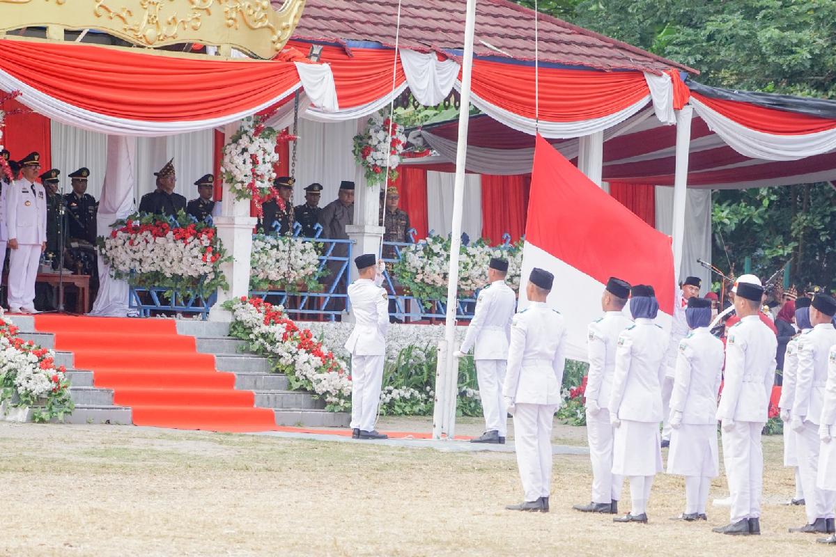 Upacara Peringatan HUT ke-79 Kemerdekaan RI di Pesisir Barat Berlangsung Khidmat