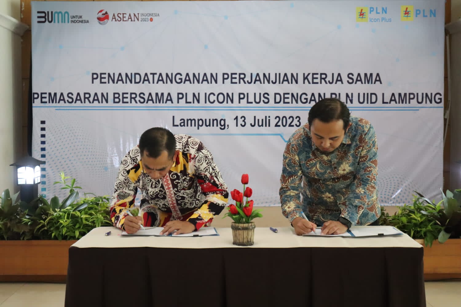 Genjot Pengembangan Bisnis Internet, PLN UID Lampung dan PLN Icon Plus Teken Kerjasama Pemasaran