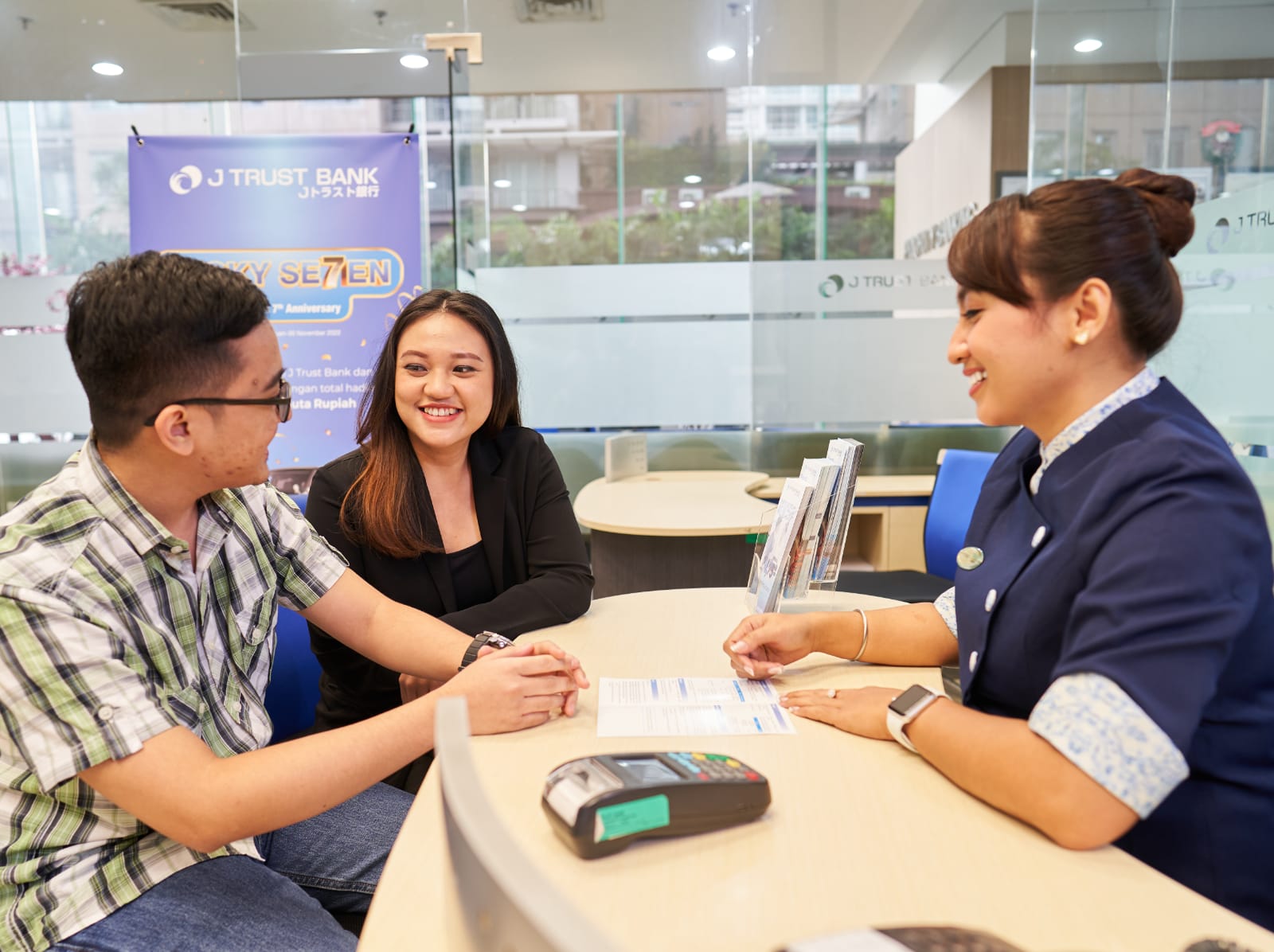 Sewindu JTrust Bank Merajut dan Mewujudkan Impian Bersama Nasabah dan Masyarakat Indonesia