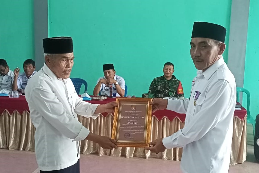 36 Tahun Mengabdi Untuk Pekon, Jamhuri Purna Tugas Dengan Istiqomah 