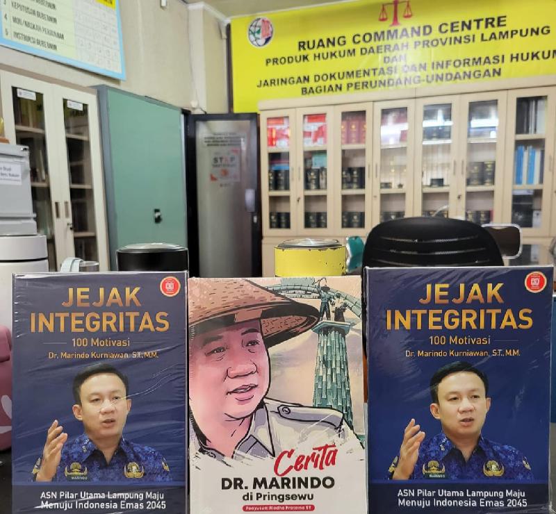 Sekdaprov Lampung Dorong ASN Berintegritas Lewat Buku “Jejak Integritas” dan “Cerita di Pringsewu”