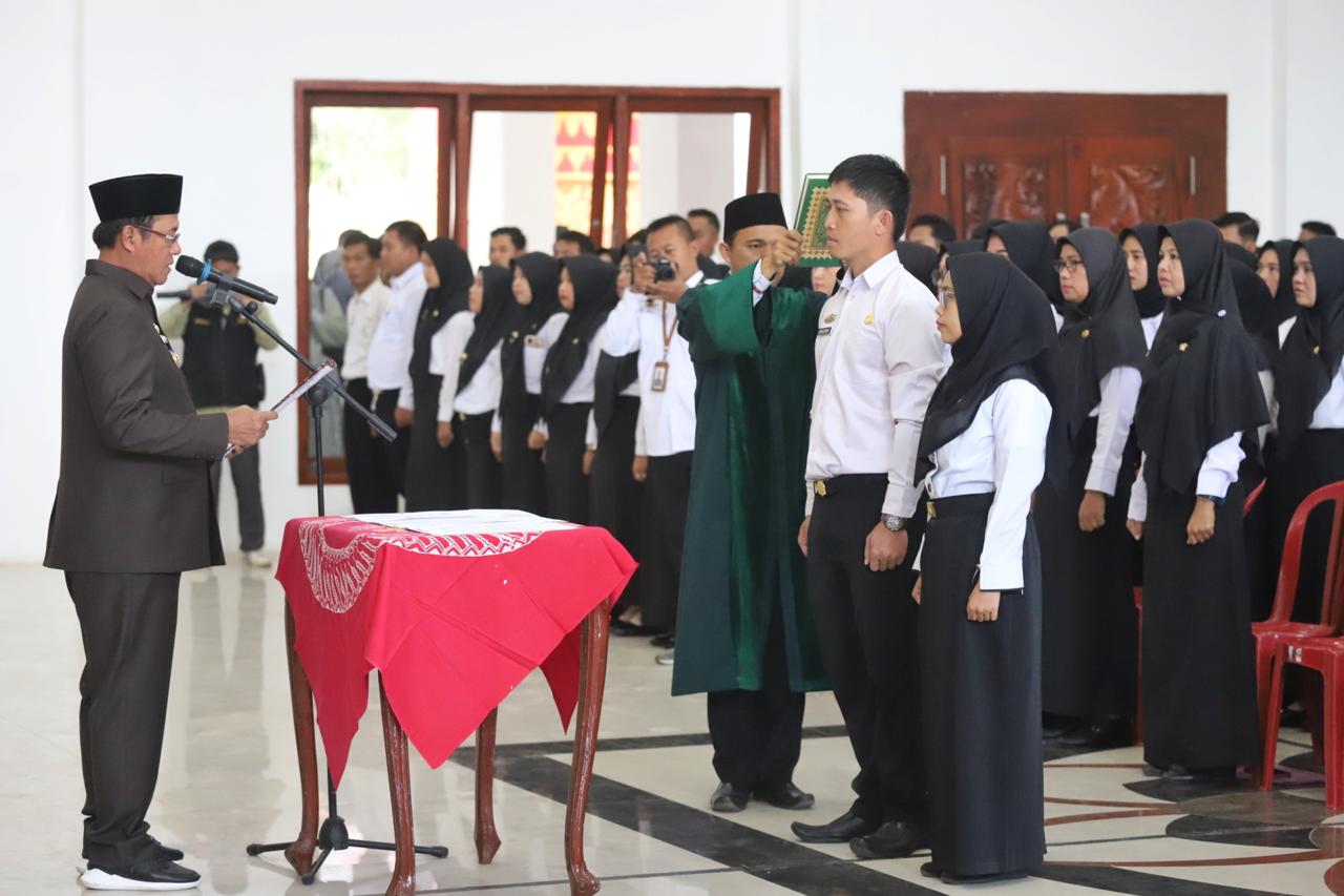 335 PPPK Formasi 2023 di Lampung Barat Terima SK