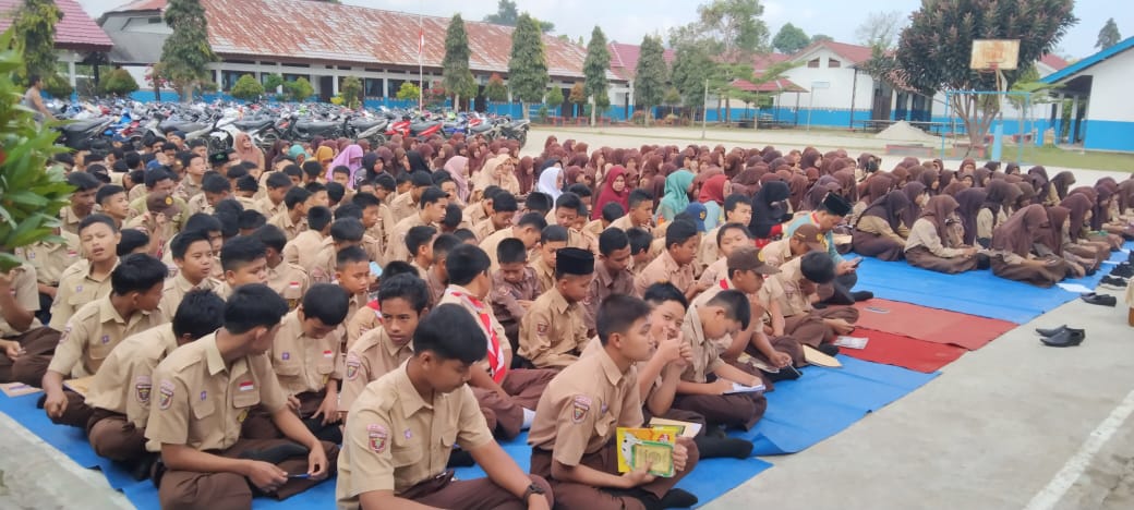 Kekompakan Rohis SMPN 1 Gedungsurian Adakan Doa dan Sarapan Bersama 