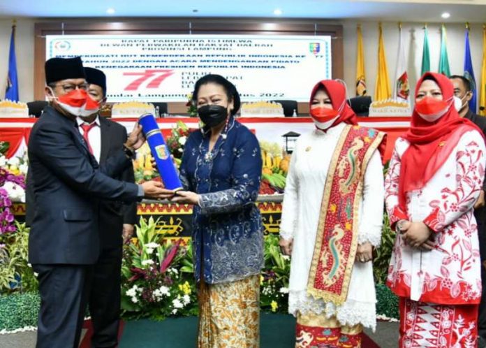 Pidato Kenegaraan Presiden RI, Ketua DPRD Lampung Buka Rapat Paripurna Istimewa