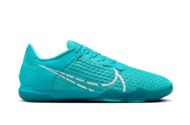 Rekomendasi Sepatu Futsal Terbaik, Promo Akhir Tahun 2025