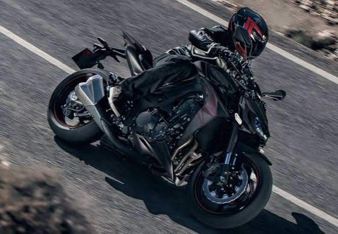 Kawasaki Z1000, Streetfighter Agresif dengan Performa Buas dan Teknologi Modern