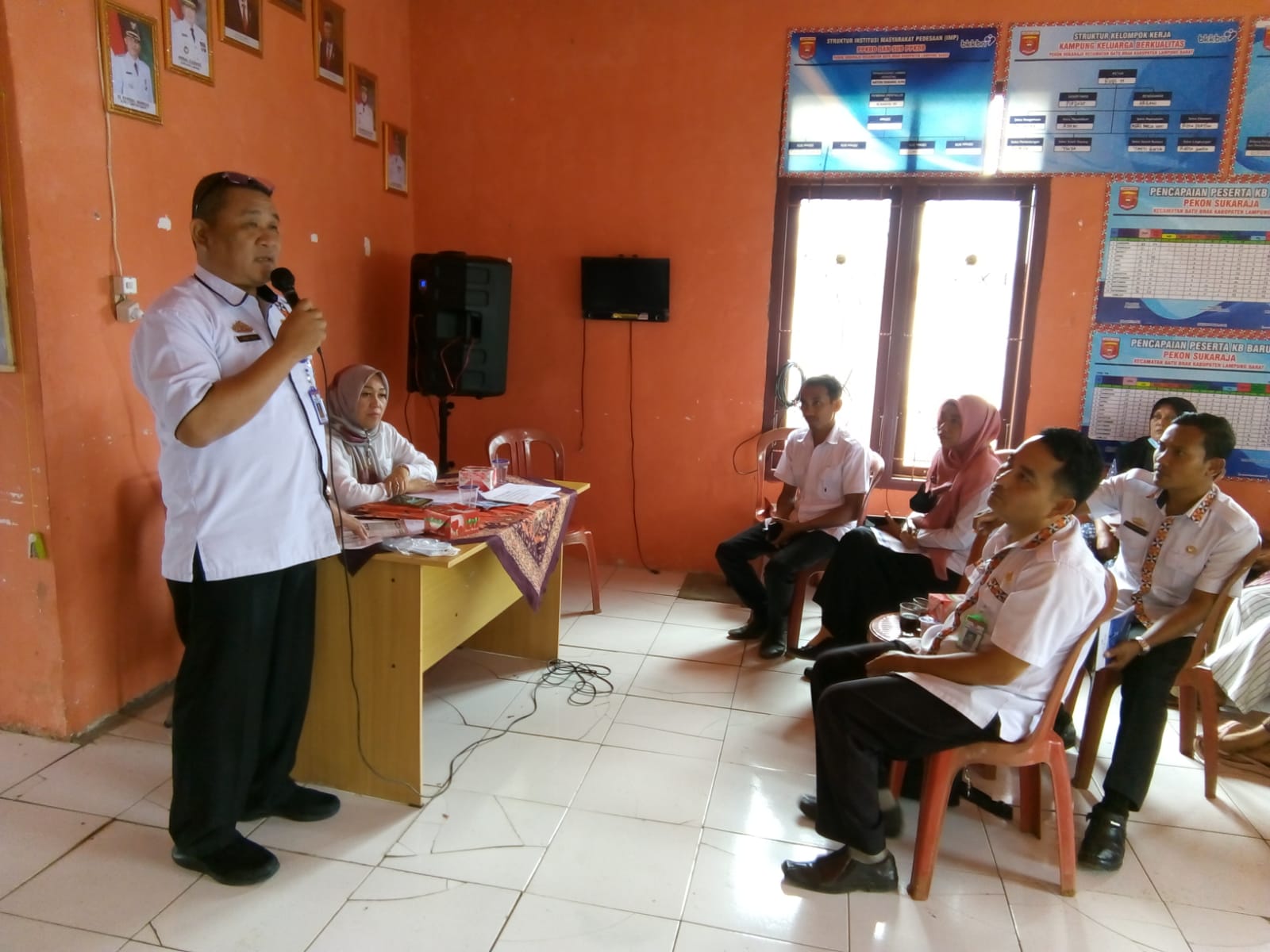 Dinas PPPA Lampung Gelar Bimtek Ekonomi Kreatif Bagi PEKKA di Pekon Sukaraja 