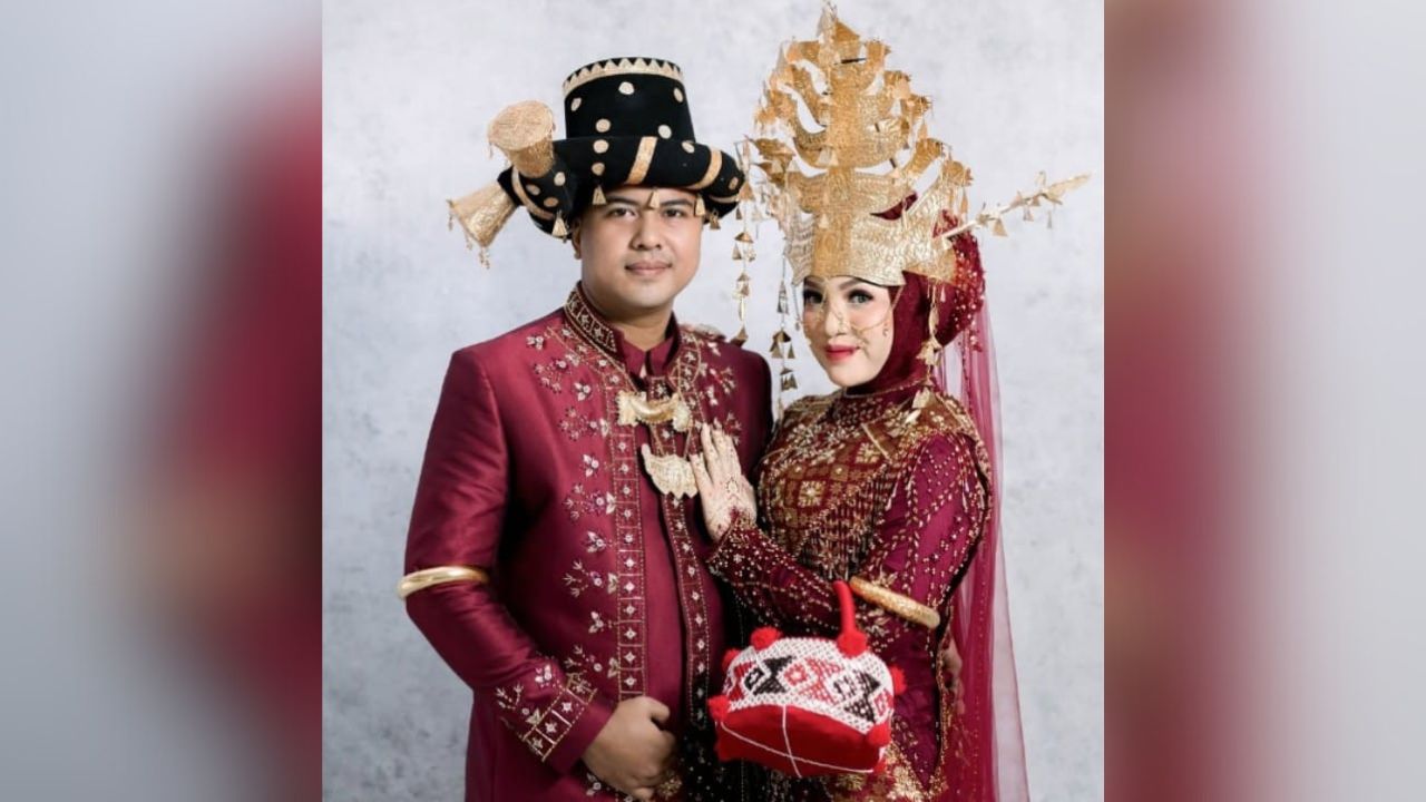 Pakaian Adat Mandailing: Simbol Keanggunan dan Kebesaran Budaya Sumatera Utara