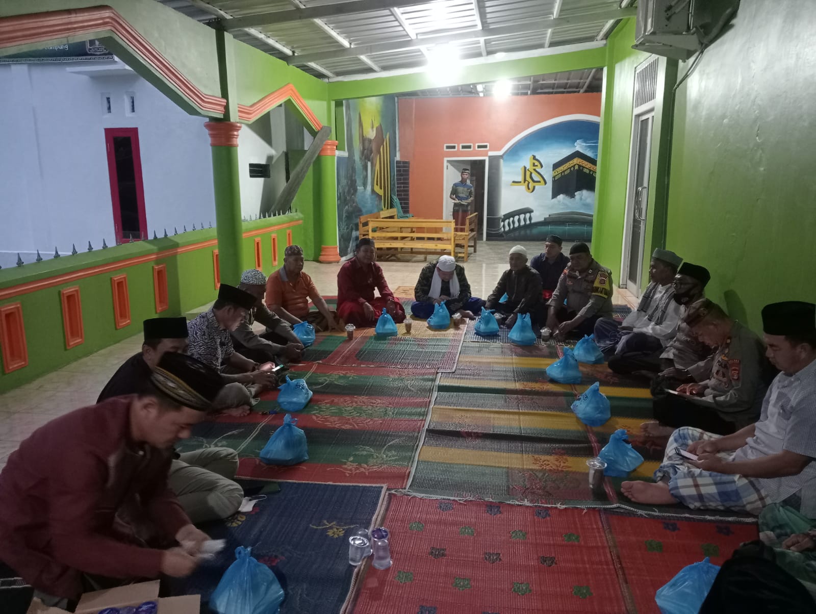 Polres Pesbar Maksimalkan Program 'Tour de Masjid'
