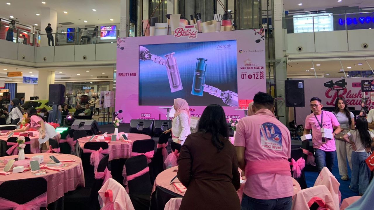 Event ‘Blush and Beautiful 2025’ di MBK Dipadati Pengunjung