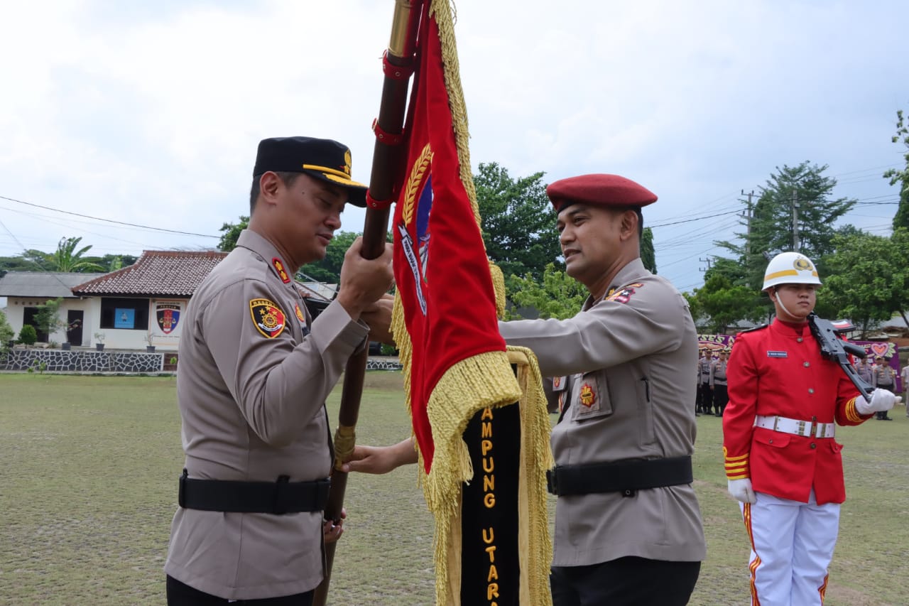 Polres Lampung Utara Gelar Upacara Serah Terima Jabatan dan Farewell Parade Kapolres