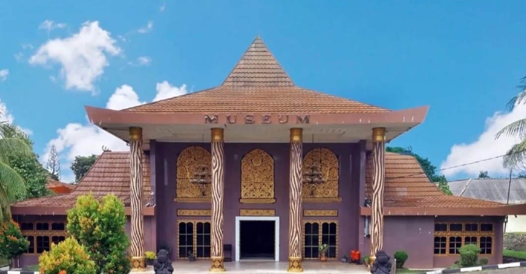 Menelusuri Jejak Sejarah Sriwijaya di Museum Balaputera Dewa Palembang