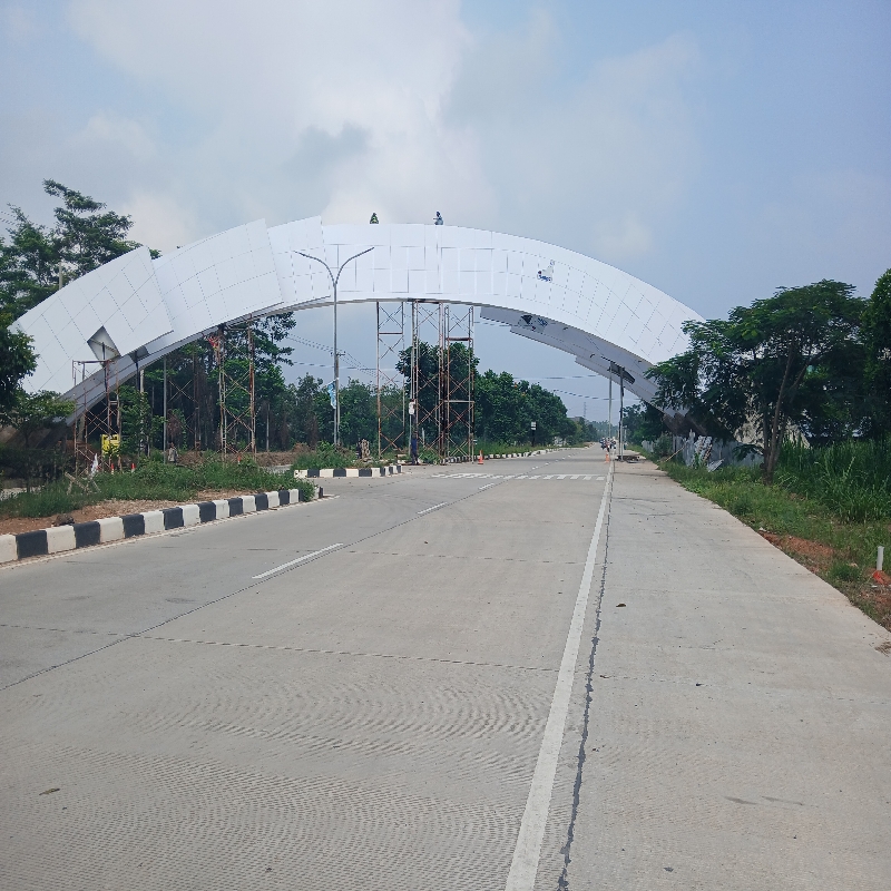 Lampung City Gate di Exit Tol Kota Baru Tahap Pertama Telah Rampung 