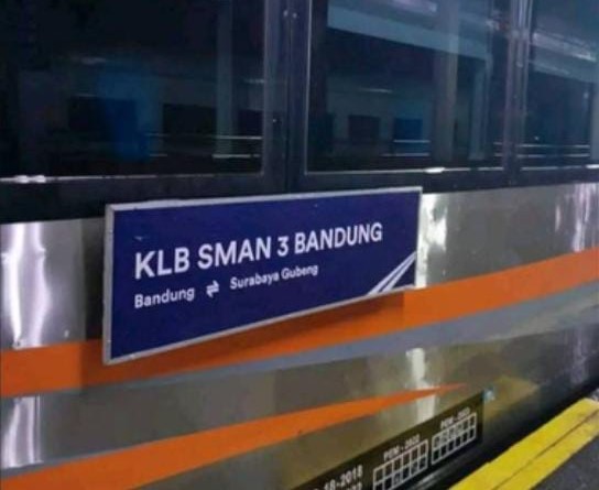 Viral, SMAN 3 Bandung Sewa Kereta Luar Biasa untuk Study Tour 