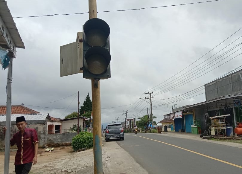 Dikeluhkan Masyarakat, Banyak Kerusakan Traffic Light Jalan Nasional Tak Kunjung Diperbaiki