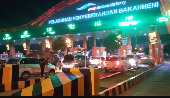 Puncak Arus Balik Mudik Lebaran 2025 di Pelabuhan Bakauheni  Diprediksi Terjadi Pada Malam Ini