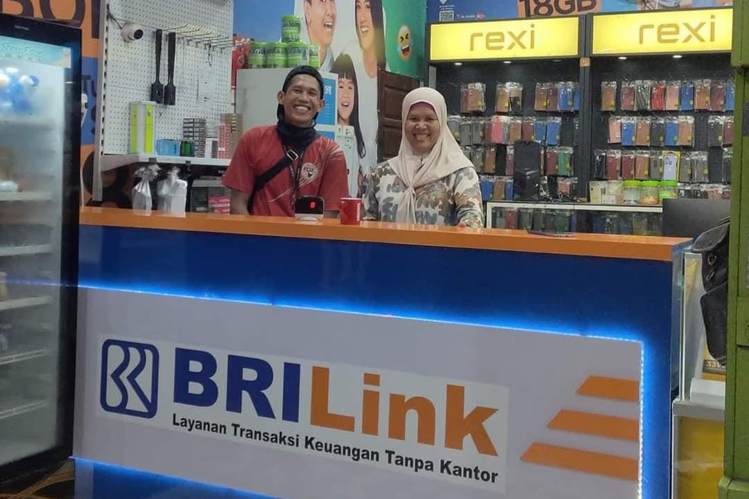 BRILink Membawa Layanan Bank ke Pelosok Desa