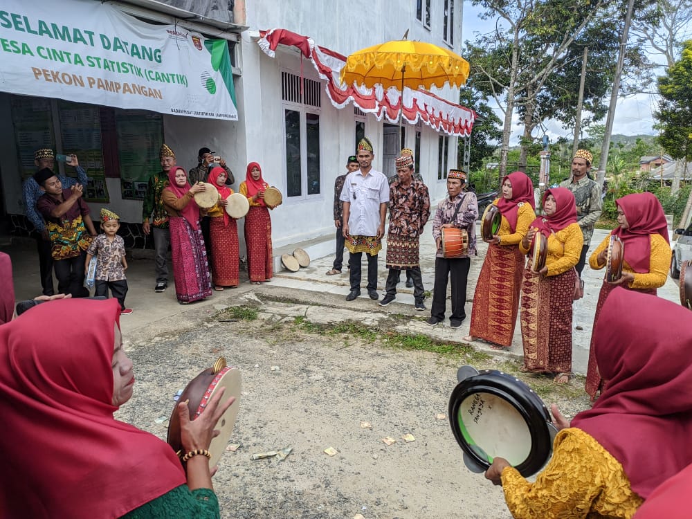 Peratin AIP Resmikan Sanggar Budaya Angon Saka Dalam Tradisi Beharak   