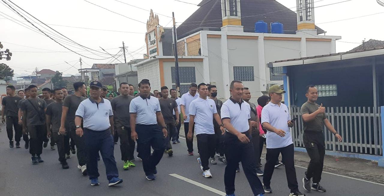 Perkokoh Sinergitas, TNI-Polri di Bandar Lampung Olahraga Bersama