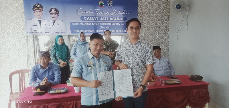 Riswan Efendi Nahkodai sebagai Penjabat Camat Jatiagung