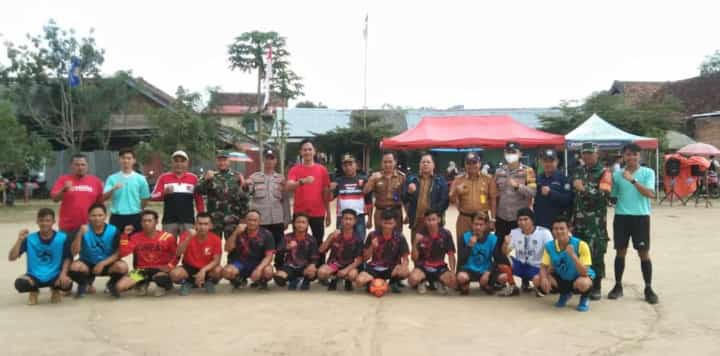 Semarak HUT RI Ke-78, Kecamatan Way Tenong Gelar Turnamen Futsal di Lapangan H Mat Karim 