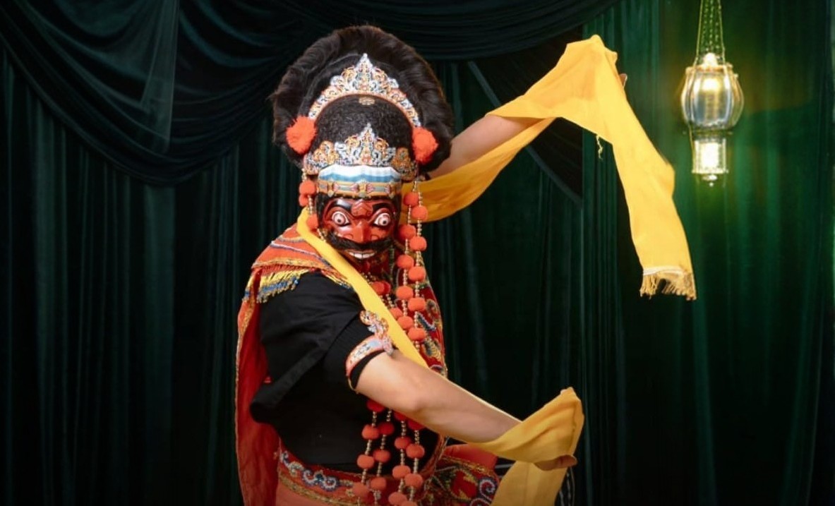 Tradisi Topeng Menor: Warisan Betawi yang Lucu dan Penuh Warna