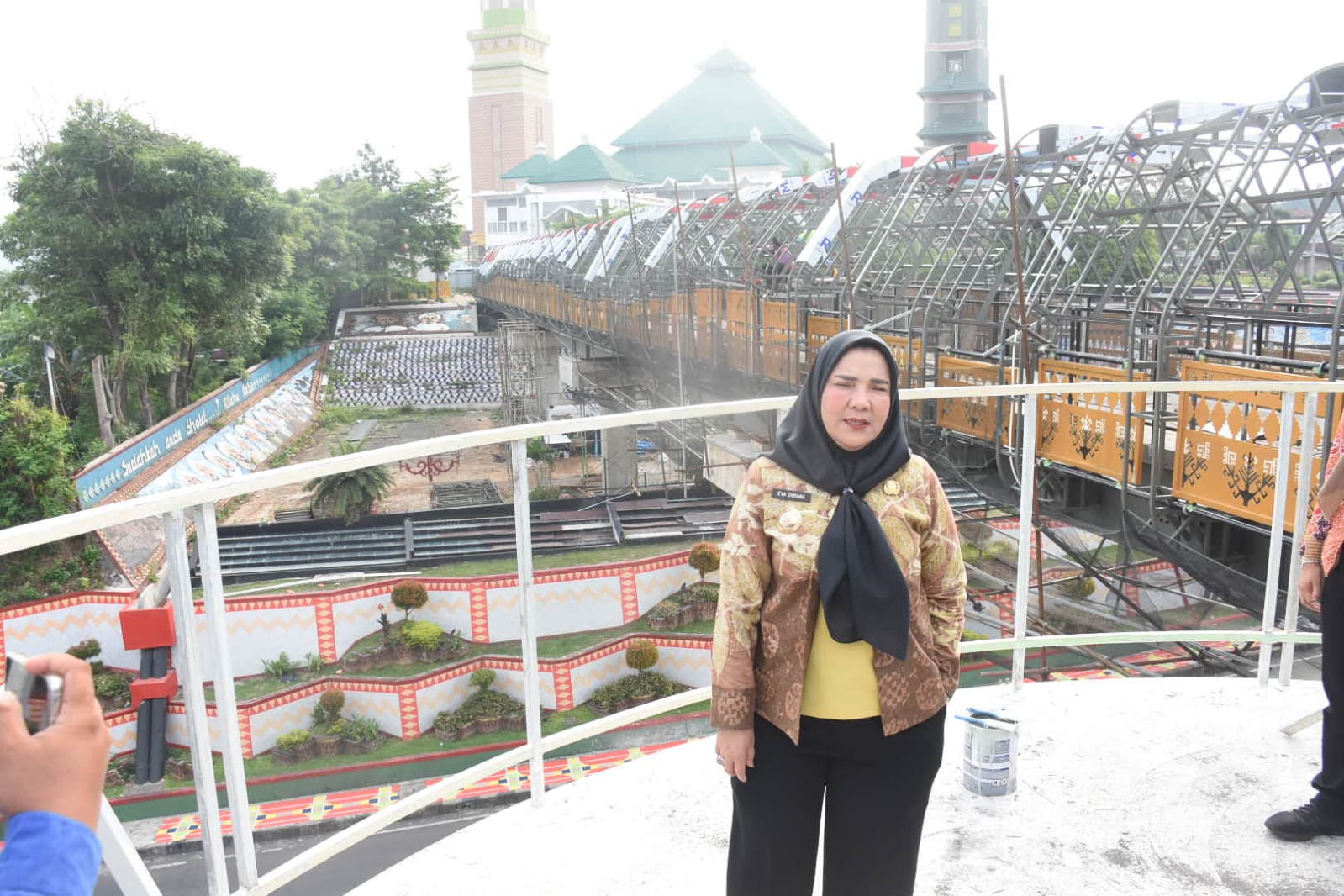 Hampir Rampung, Wali Kota Bandar Lampung Tinjau Pembangunan JPO Siger Milenial