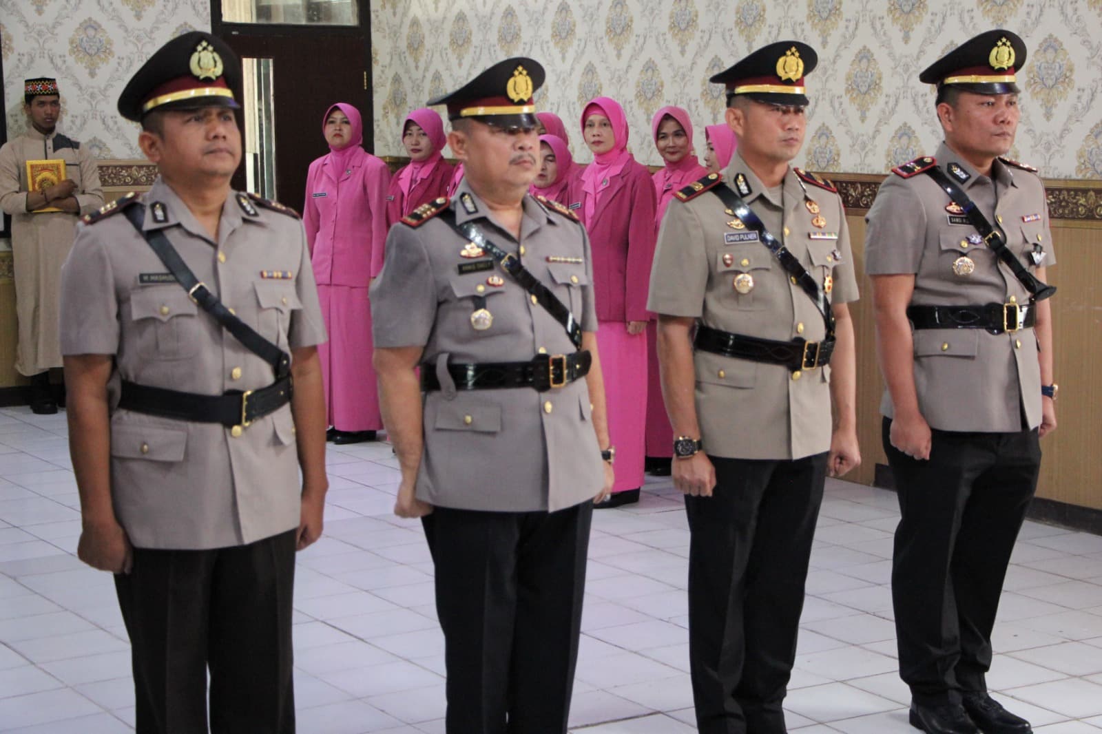 Samsi Rizal dan Arnis Daely Resmi Jabat Kasat Lantas dan Kasat Intelkam Polres Lampung Barat