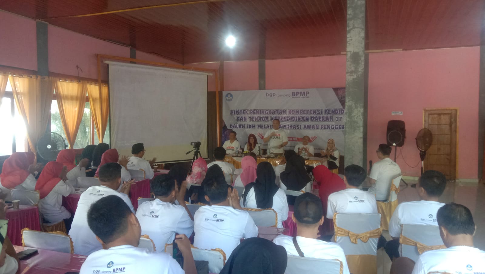 Tingkatkan Kompetensi Guru, BGP-BPMP Lampung Bimtek IKM Melalui Aplikasi Awan Penggerak 