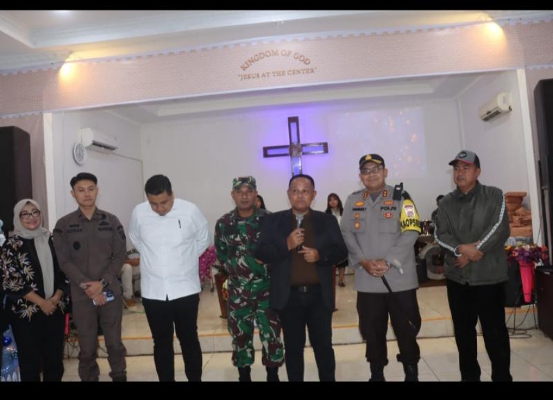 Cek Kesiapan Malam Natal , Bupati Lampung Selatan bersama Forkompinda lakukan Patroli dan Sambangi Gereja 