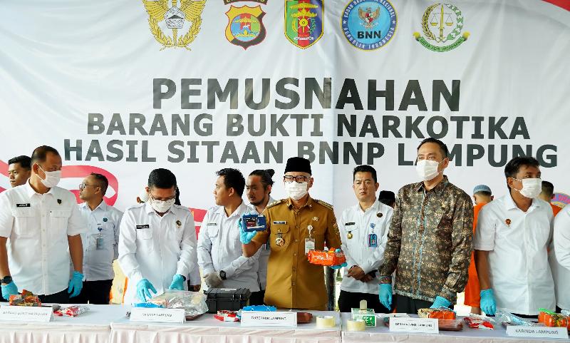 Pemprov Lampung dan BNNP Musnahkan 11,3 Kg Sabu Selamatkan 50 Ribu Generasi Muda