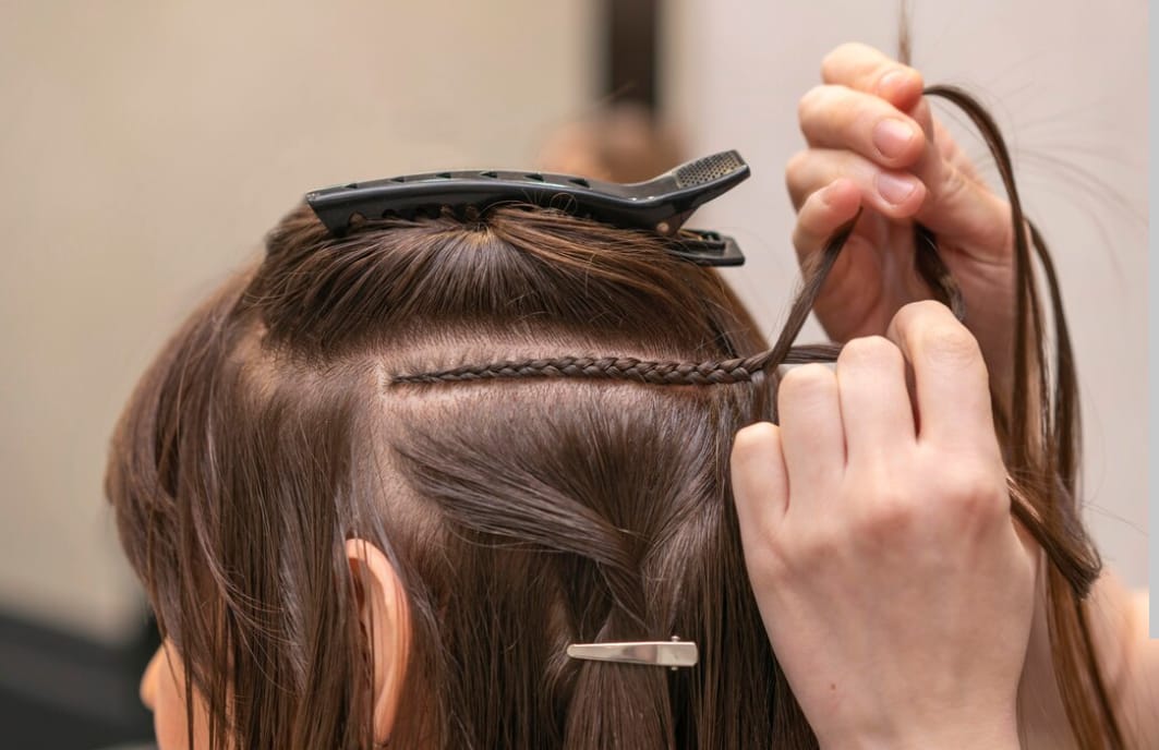 Waspadai Dampak Sambung Rambut terhadap Kesehatan Rambut dan Kulit Kepala