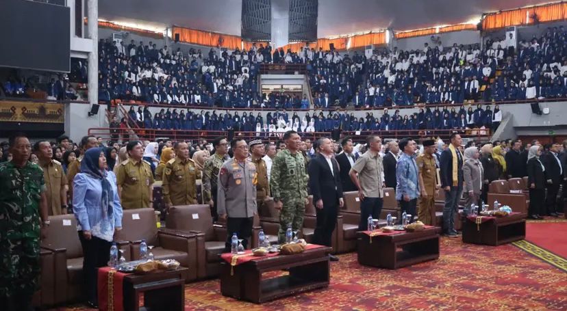 Kapolda Lampung Hadiri Stadium General BEM Universitas Lampung Periode 2025
