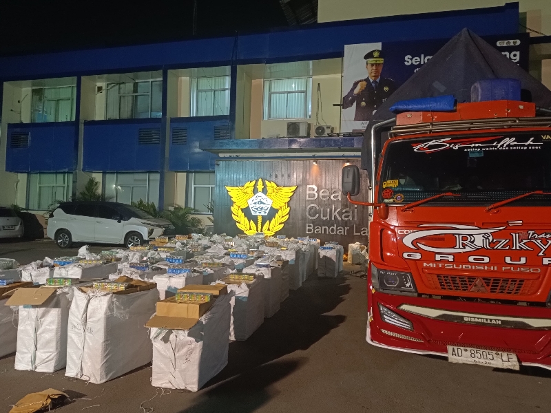 Bea Cukai Lampung Gagalkan Pengiriman 1,1 Juta Batang Rokok Ilegal di Pelabuhan Bakauheni