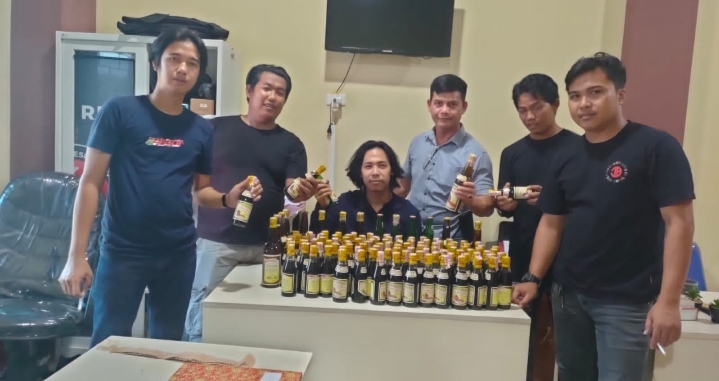 Razia Pekat di Pringsewu, Ratusan Botol Miras Diamankan