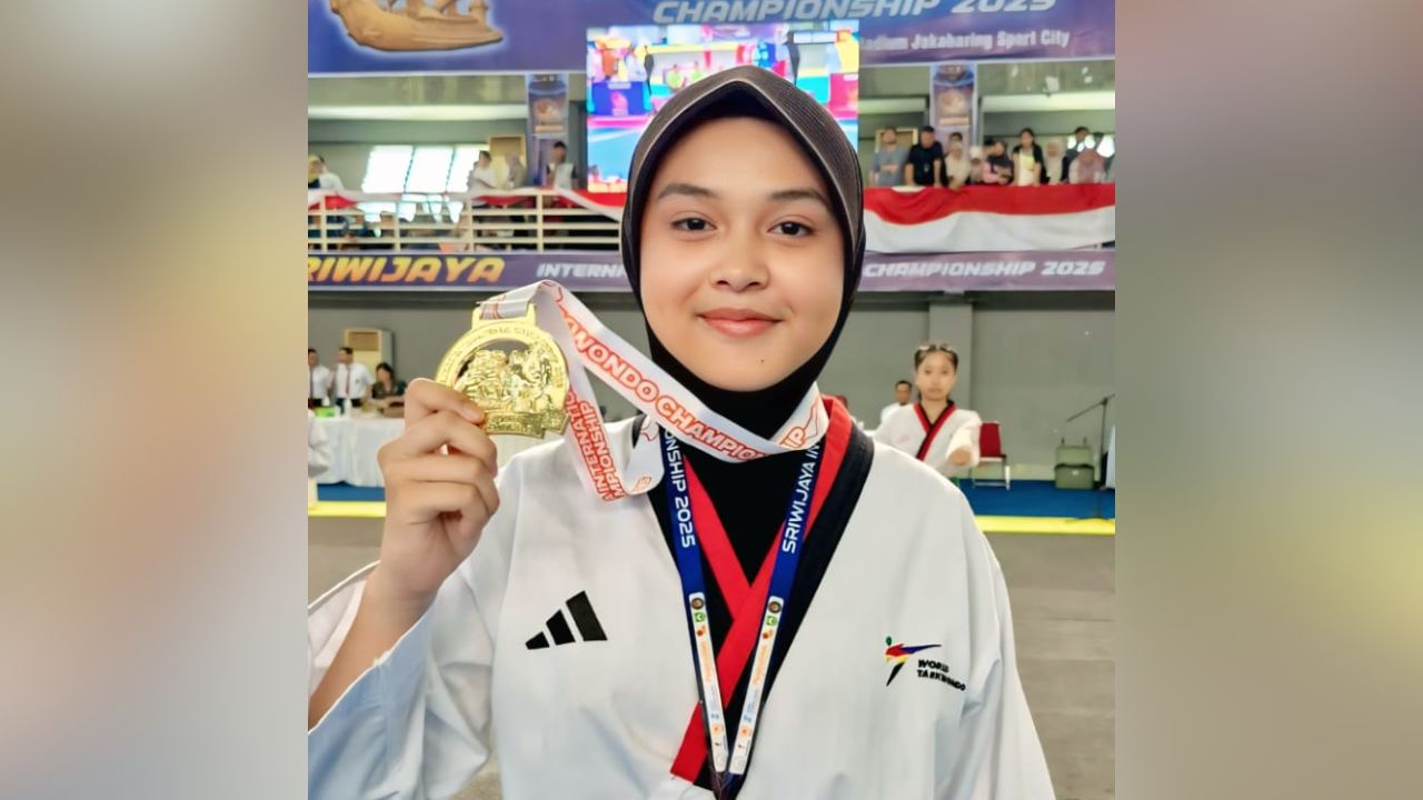 Siswi SD Muhammadiyah Kotabumi Juarai Ajang Taekwondo International di Palembang