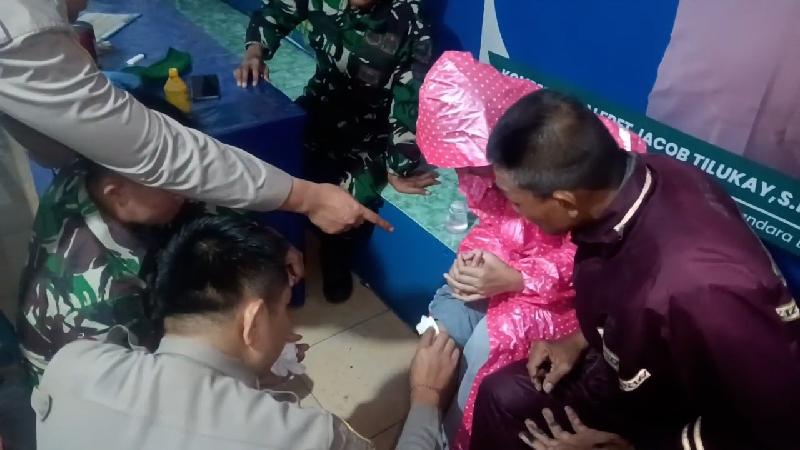 Personel TNI-Polri Pos Pam Baruna Panjang Sigap Evakuasi dan Obati Pemudik Korban Laka Lantas
