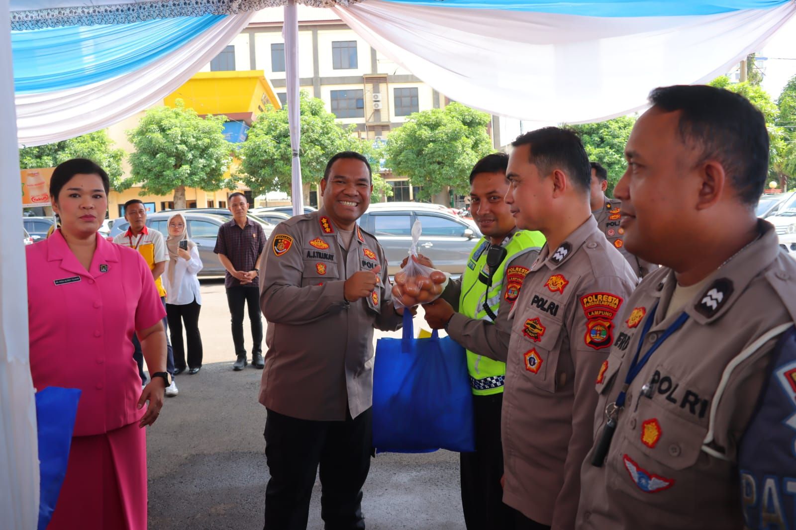 Sambut Idul Fitri, Polresta Bandar Lampung Hadirkan Sembako Murah