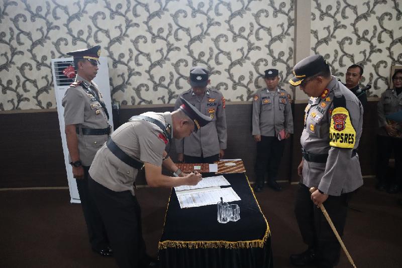 Kapolres Lampung Selatan Pimpin Serah Terima 4 Jabatan Penting 