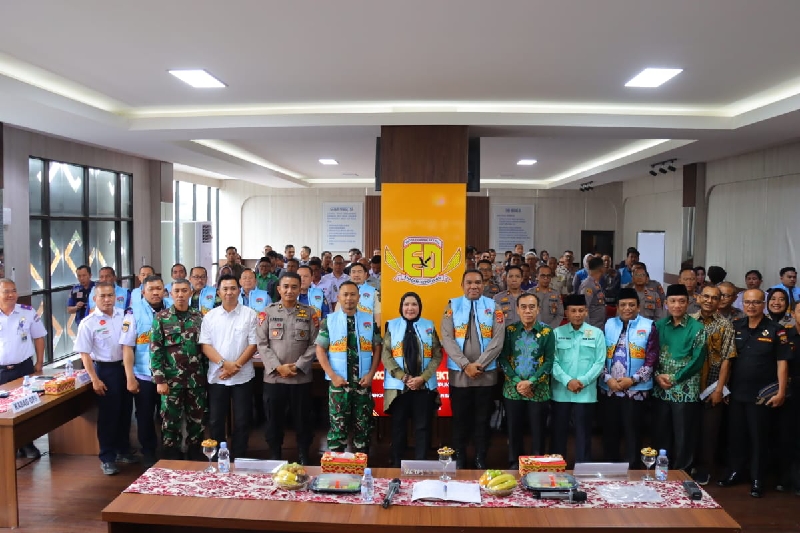 Operasi Lilin Krakatau 2025, Eva Dwiana Ajak Warga Jaga Toleransi Jelang Nataru